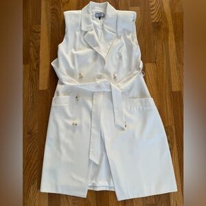 BCBG White Sleeveless Blazer Collard Dress